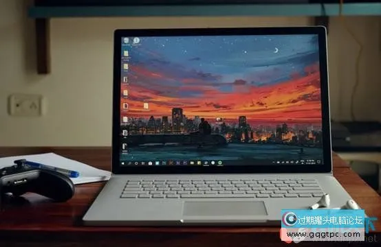 触摸屏笔记本电脑好用吗？触屏笔记本的5个优缺点