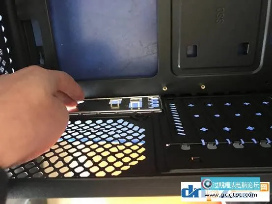 DIY组装电脑教程，新手也能学会自己组装电脑